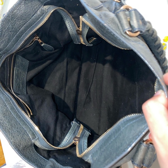 Balenciaga City Bag - Picture 5 of 7